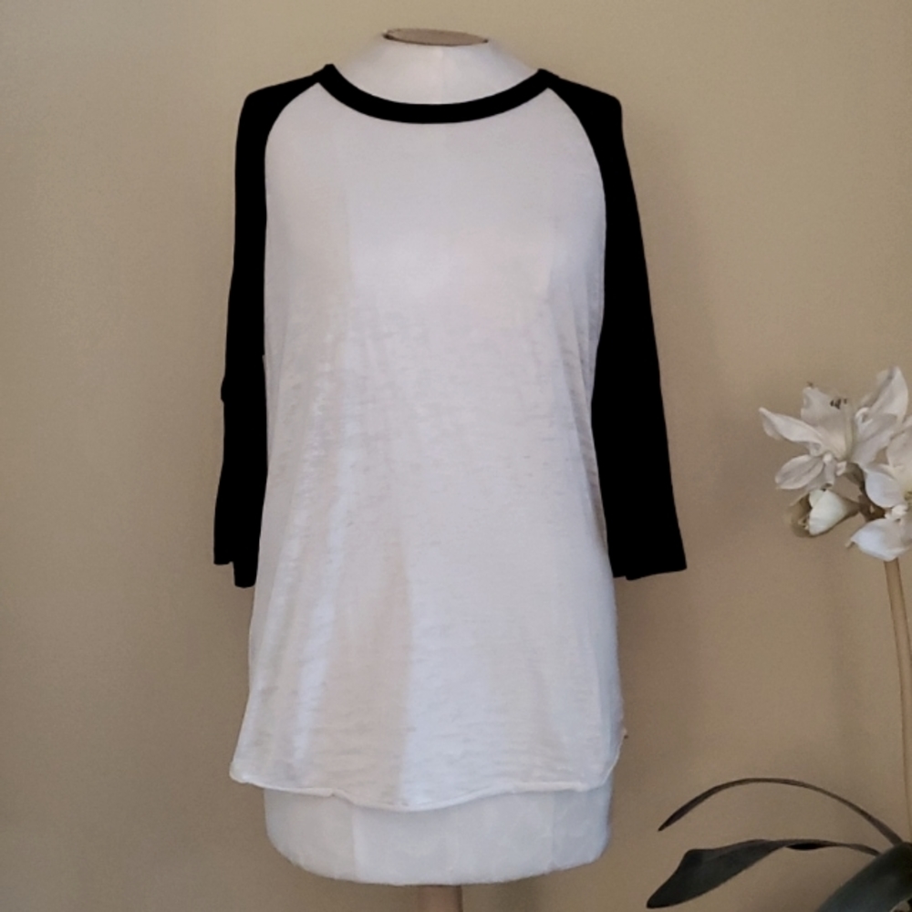 Alternative Apparel Black and Cream T-Shirt